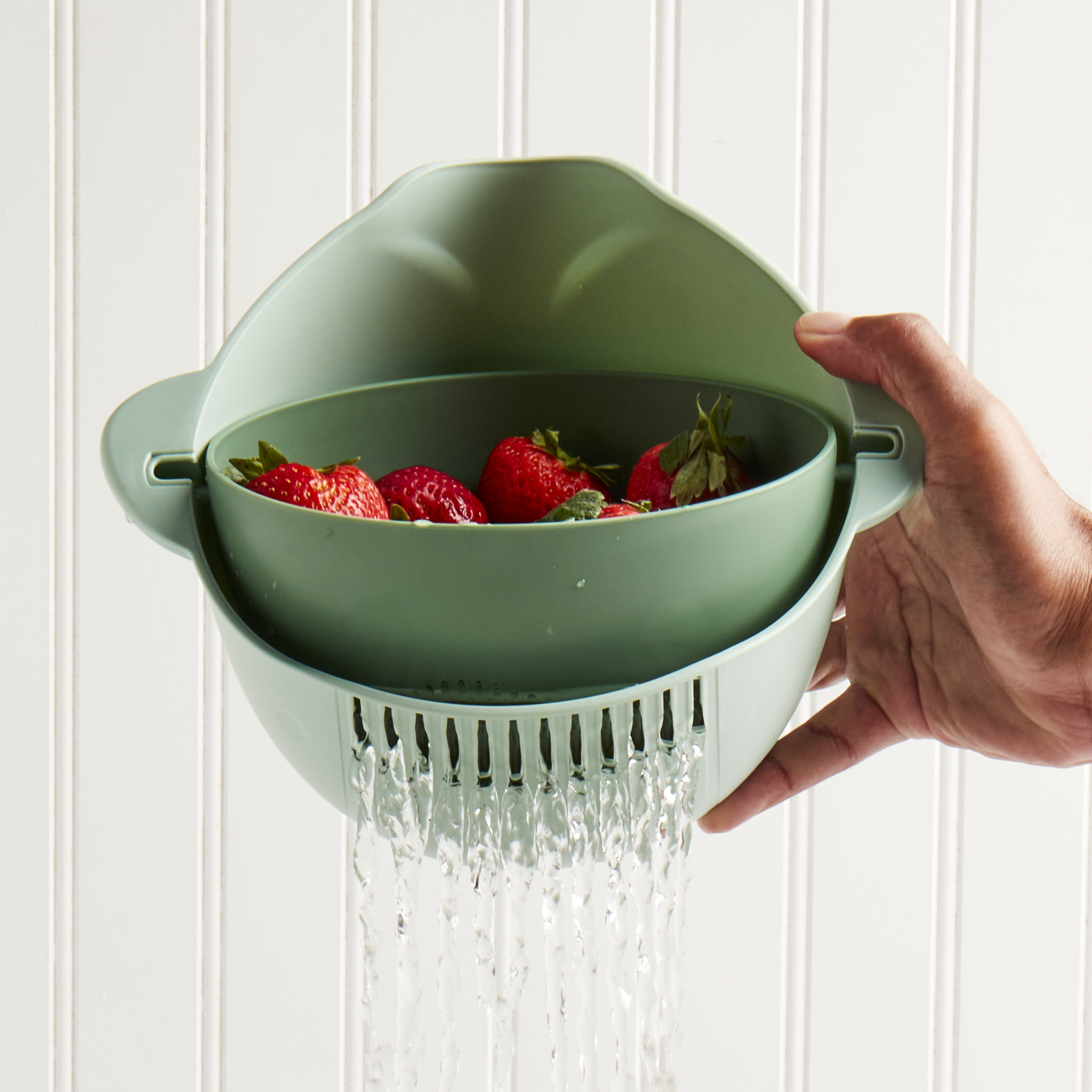 Rotating Colander with Swing Basket, Green Basic Essentials